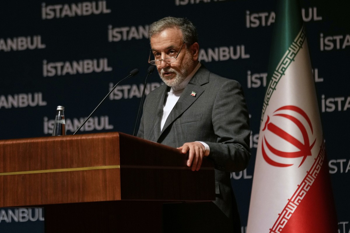 "USA przekroczyły czerwone linie, nie ma mowy o dyplomacji". Iran komentuje ataki