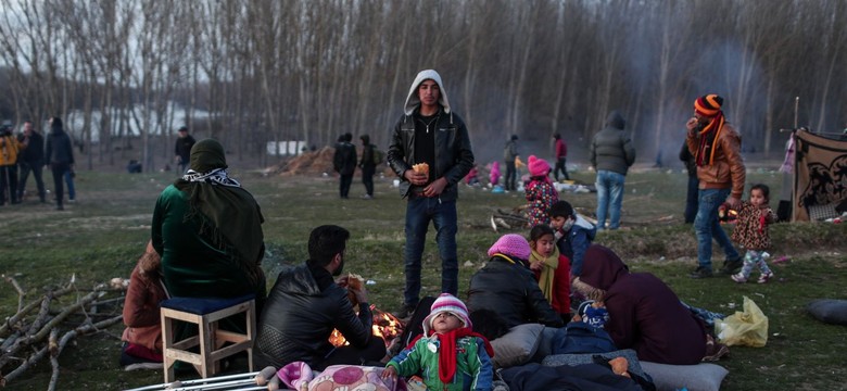 Grecja: Zamieszki na granicy z Turcją. Policja znów użyła gazu wobec migrantów