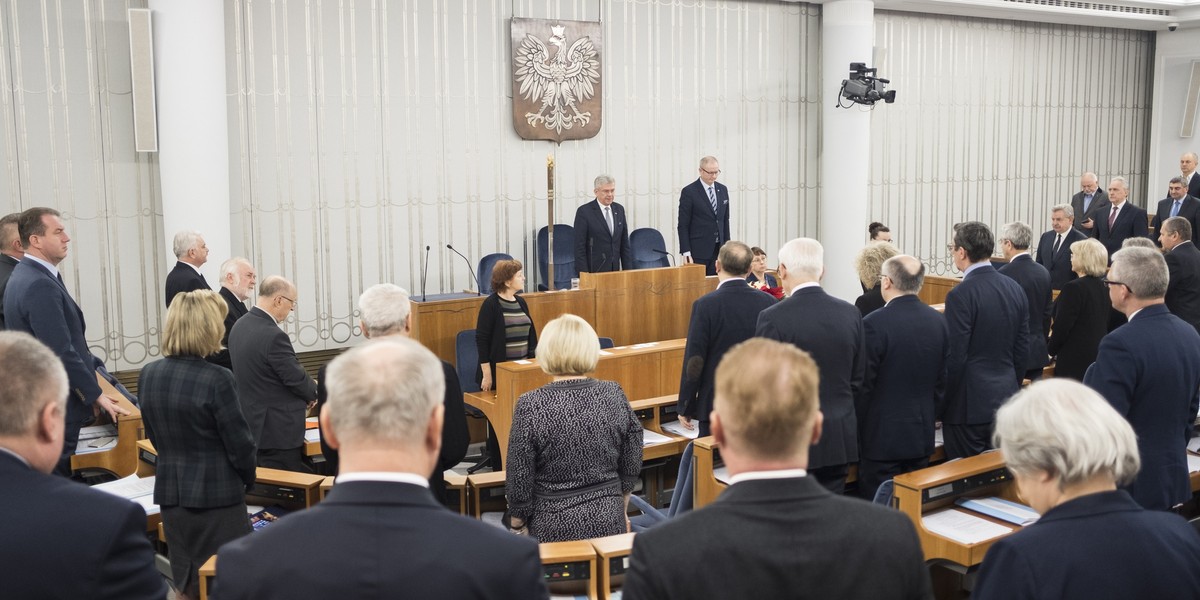 Senatorowie mieli obiekcje w sprawie tych samych ustaw Konstytucji Biznesu, które wzbudziły kontrowersje w Sejmie