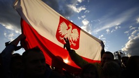 Wyspiański się nie mylił. Polskie elity dalej pouczają lud