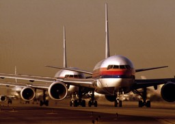 Co robi LOT w sprawie uziemionych Dreamlinerów? Na razie niewiele - bada umowę z Boeingiem