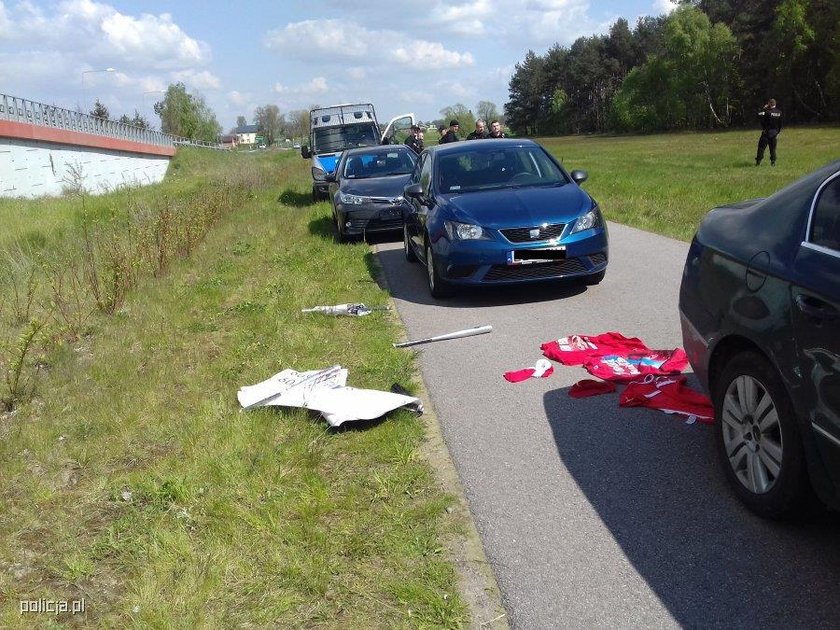 Chuligani przebrali się za drogowców. Szykowali zasadzkę