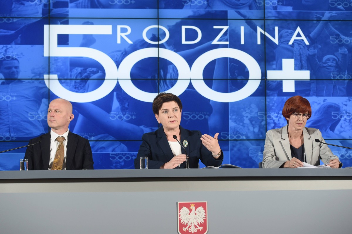 Nagrodę w imieniu rządu odebrała minister rodziny, pracy i polityki społecznej Elżbieta Rafalska podczas VIII Europejskiej Konferencji Dużych Rodzin w Rydze.