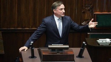 Fundusz Sprawiedliwości pod lupą prokuratury, służby w domach Zbigniewa Ziobry. Co wiemy do tej pory