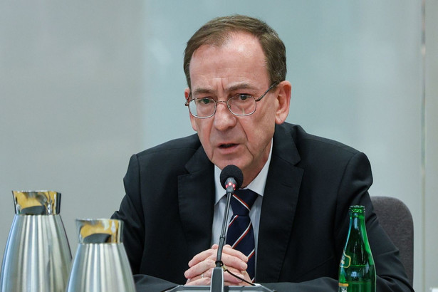 Komisja ds. afery wizowej przesłucha Mariusza Kamińskiego na posiedzeniu niejawnym