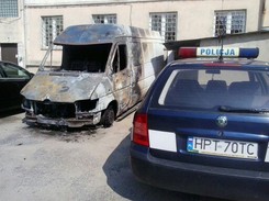 Mercedes jako narzędzie okrutnego zabójstwa w Piszu. ZDJĘCIA policji