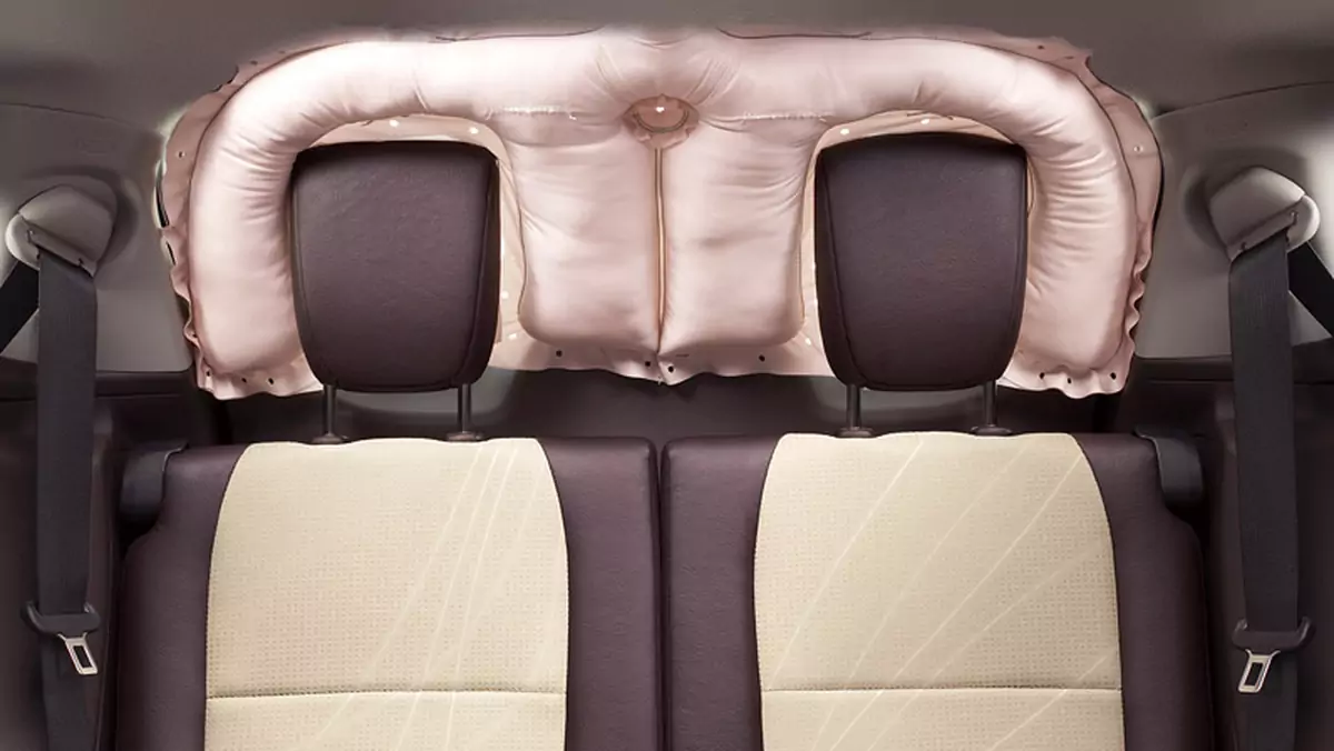 Toyota iQ – nowa poduszka chroniąca przy uderzeniach w tył pojazdu