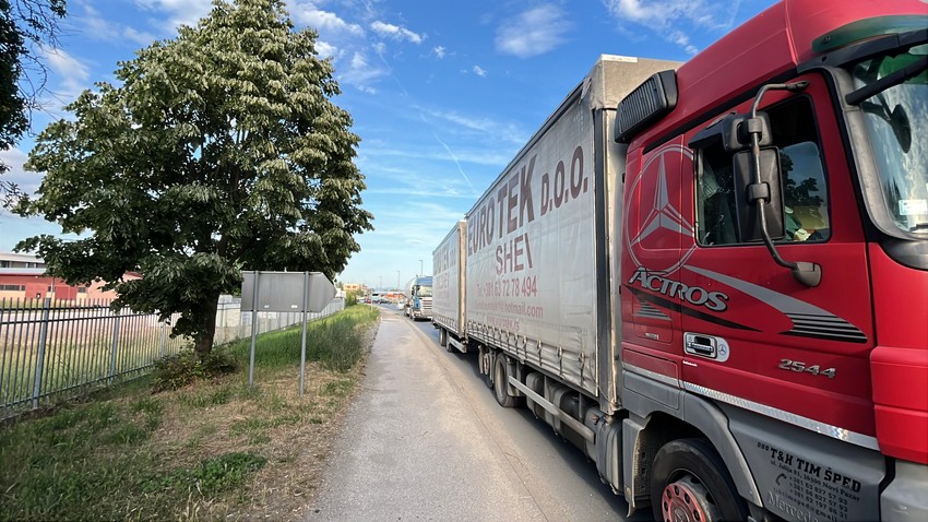 Mesto nesreće - žena poginula na obilaznici kod Čačka