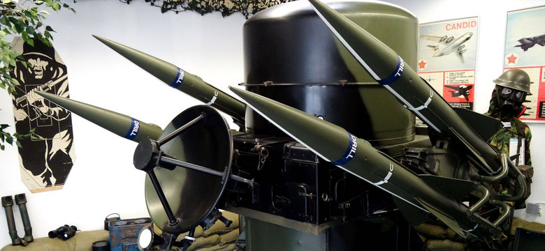 Szwajcaria wysyła sprawne pociski przeciwlotnicze na "złom”, a mogłaby oddać je Ukrainie