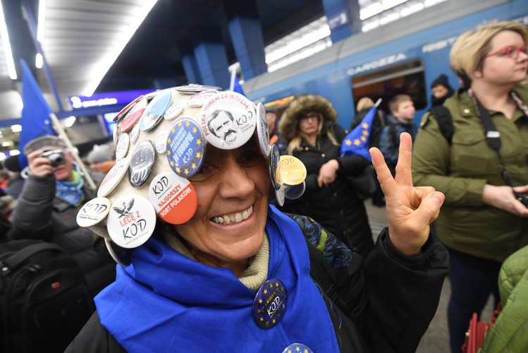 Przyjazd Tuska do Warszawy