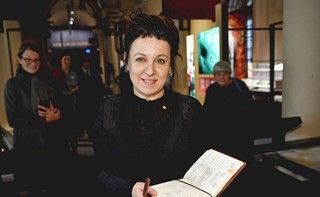 Tokarczuk: Unia oddała mecz walkowerem, przekazując decyzje państwom narodowym. Zamknięcie granic to porażka [PEŁNY TEKST]