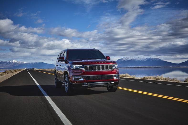 Jeep Wagoneer 9