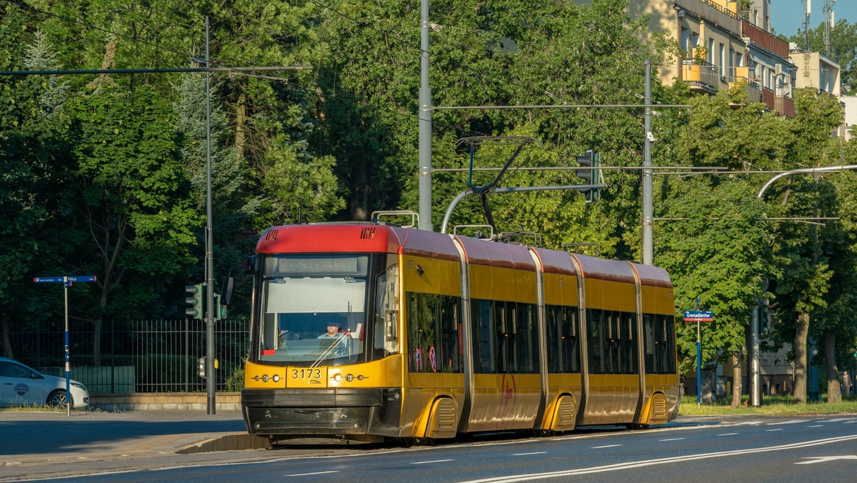 W tramwaju zasłabł pasażer. Zmarł pomimo reanimacji. Utrudnienia na Targówku