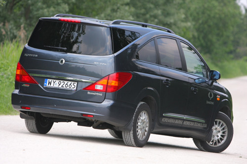 SsangYong Rodius retrosalonka