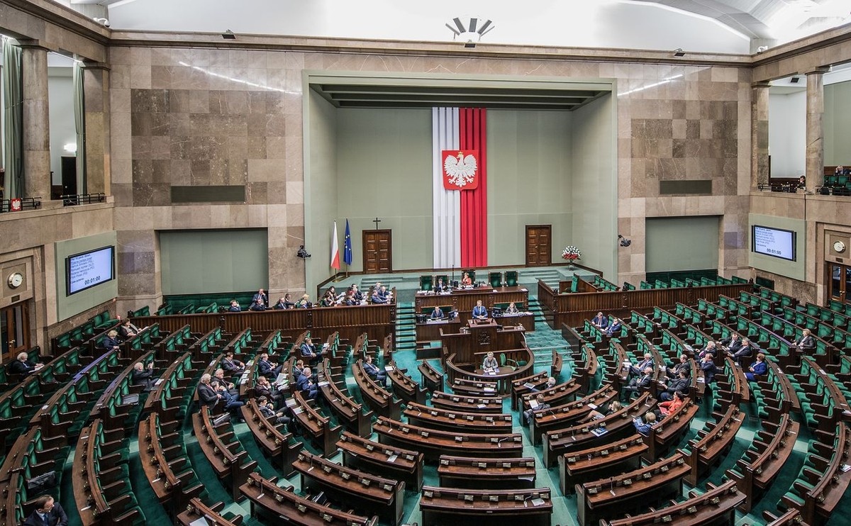 Wyroki sądów należy szanować, ale nie trzeba się z nimi zgadzać. Ten wyrok zaś budzić powinien stanowczy sprzeciw.