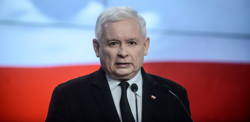 Prezes Prawa i Sprawiedliwości Jarosław Kaczyński podczas konferencji prasowej w siedzibie PiS.