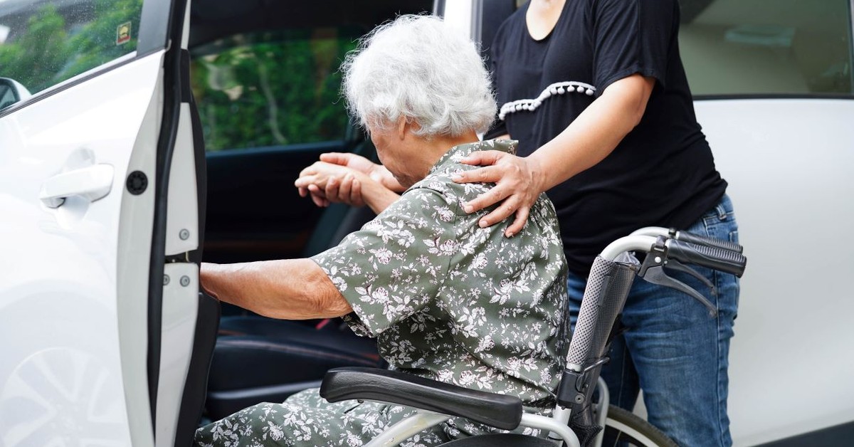 Emerytura opiekuńcza. ZUS wprowadza nowe świadczenie dla opiekunów osób niepełnosprawnych