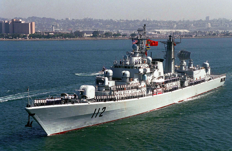 Type 052 Luhu-class