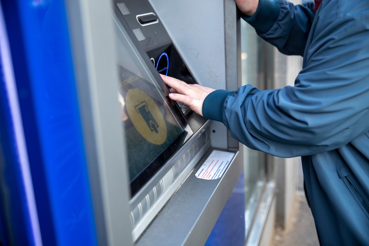 Polacy mają zaufanie do swoich banków i chętnie poleciliby je znajomym