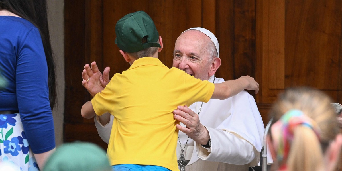 Mały uchodźca z Ukrainy zapytał Franciszka o wizytę w Kijowie.