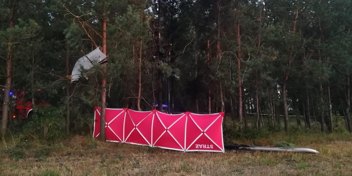 "Samolot cały w płomieniach". Nie żyje pilot awionetki, która runęła pod Mińskiem Mazowieckim