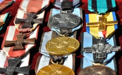 Prezydent będzie odbierał 'niegodnie nadane' Ordery Virtuti Militari? Jest propozycja