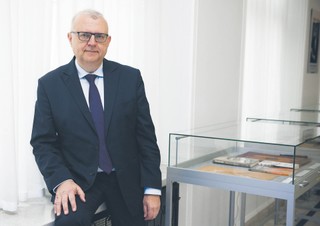 Zapanować nad emocjami. Kazimierz Ujazdowski o lekcjach historii w polityce