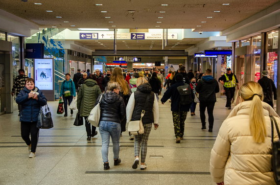 Awaria na polskiej kolei. Dworzec Główny w Krakowie sparaliżowany