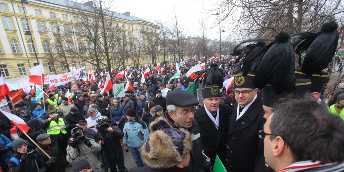 Górnicy chcą wesprzeć protestujących rolników.