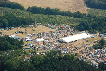 Przystanek Woodstock z lotu ptaka