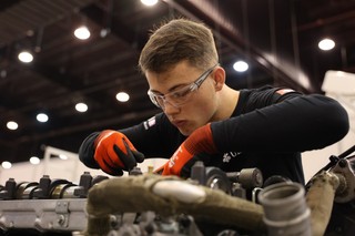 Rekordowa liczba wakatów. Ponad 3/4 przedsiębiorstw w UE ma problemy ze znalezieniem  fachowców