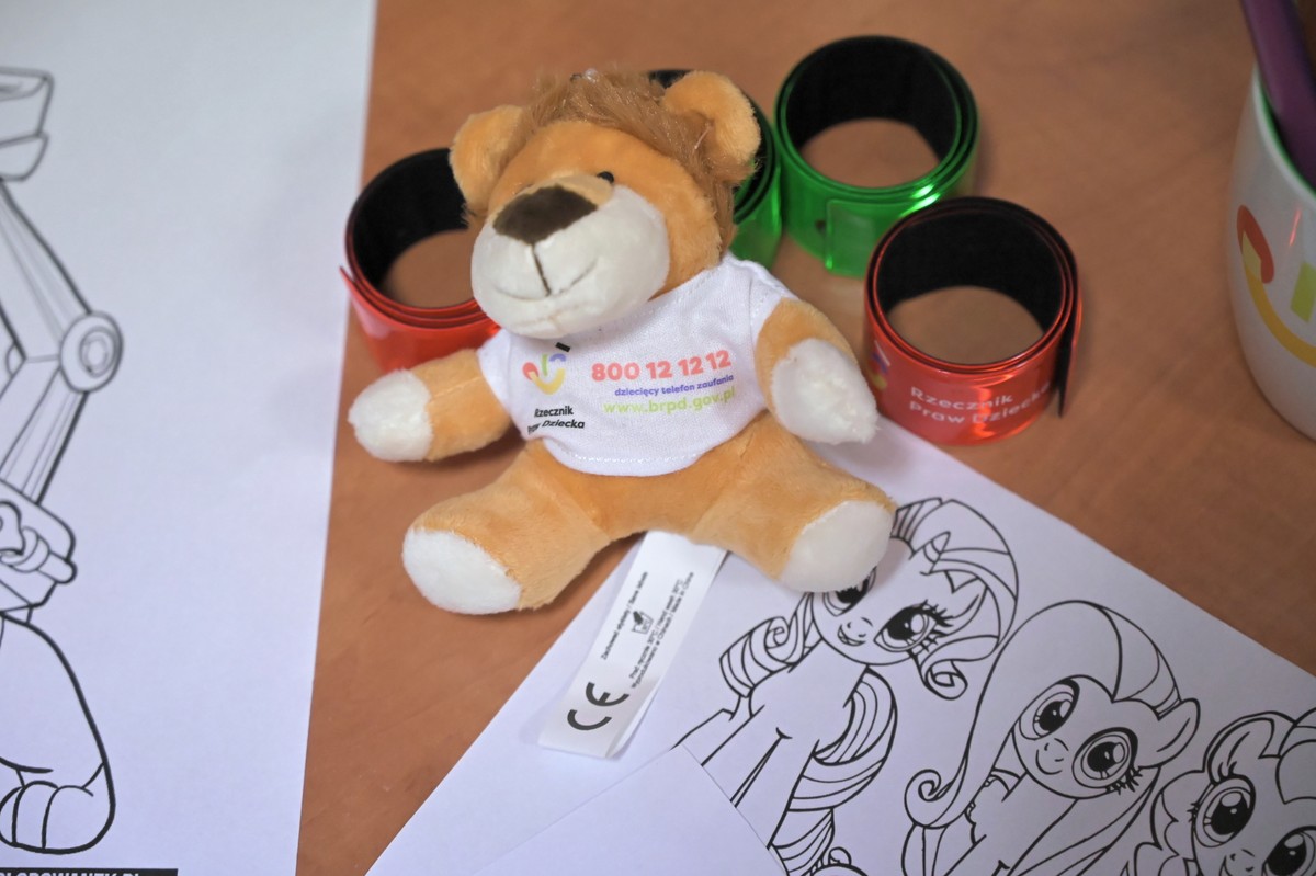 Rząd Tuska sfinansuje Telefon Zaufania dla dzieci w kryzysie psychicznym