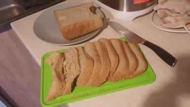 Zaczęłam sama piec chleb. Tyle zaoszczędziłam
