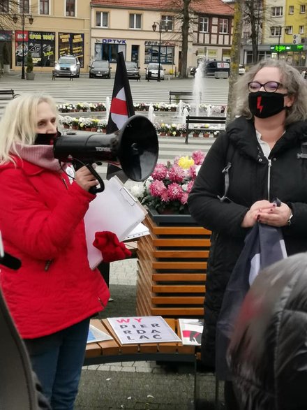 Liderka Ogólnopolskiego Strajku Kobiet Marta Lempart w Gryficach. Foto: E. Brs