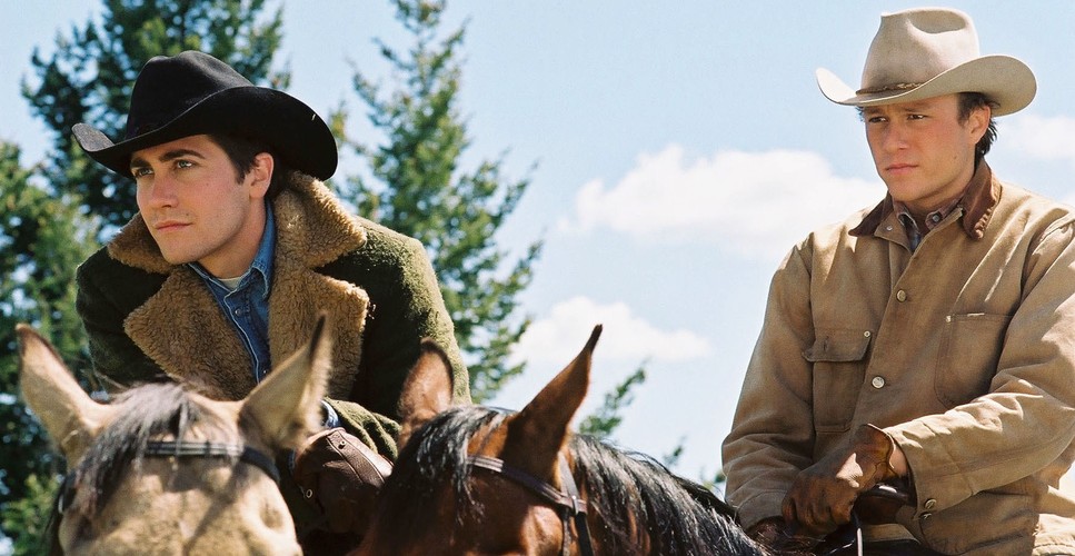 Jake Gyllenhaal i Heath Ledger w filmie 'Tajemnica Brokeback Mountain'