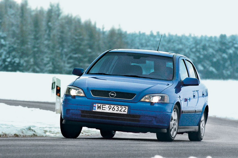 Ford Focus I kontra Opel Astra i Volkswagen Golf: kiedyś przeboje rynkowe. A dziś?