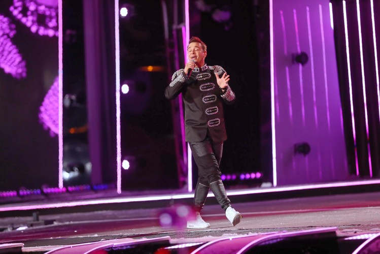 Zespół Boys występuje podczas Sylwestra z Dwójką w Zakopanem