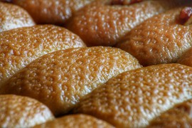 TATLIJE su najlepši i najbrži ZALIVENI KOLAČ: Sočnije su od urmašica, a domaćice iz Vranja decenijama ih prave po OVOM RECEPTU