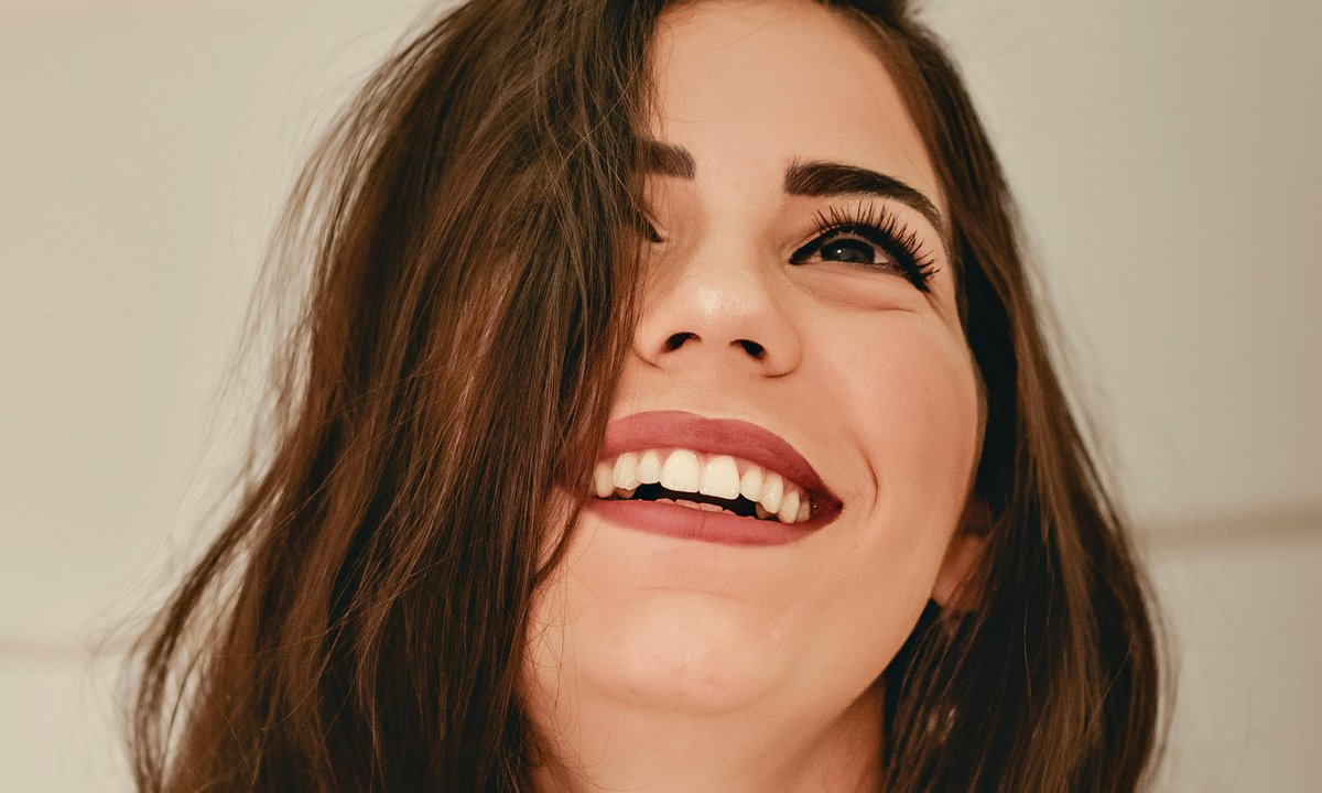 Ten balsam to magia. Na każdych ustach wygląda inaczej, wydobywa idealny kolor, a przy tym rewelacyjnie pielęgnuje