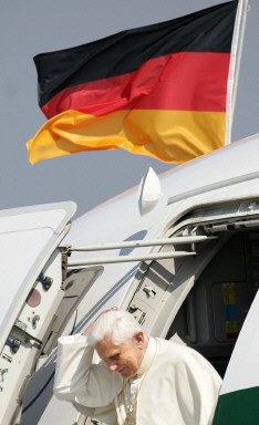 GERMANY-POPE-WYD-ARRIVAL-CAP