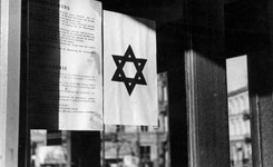 Autorka książki 'Dziewczyny Sprawiedliwe': Wpuszczenie Żyda do domu wymagało nieludzkiego heroizmu