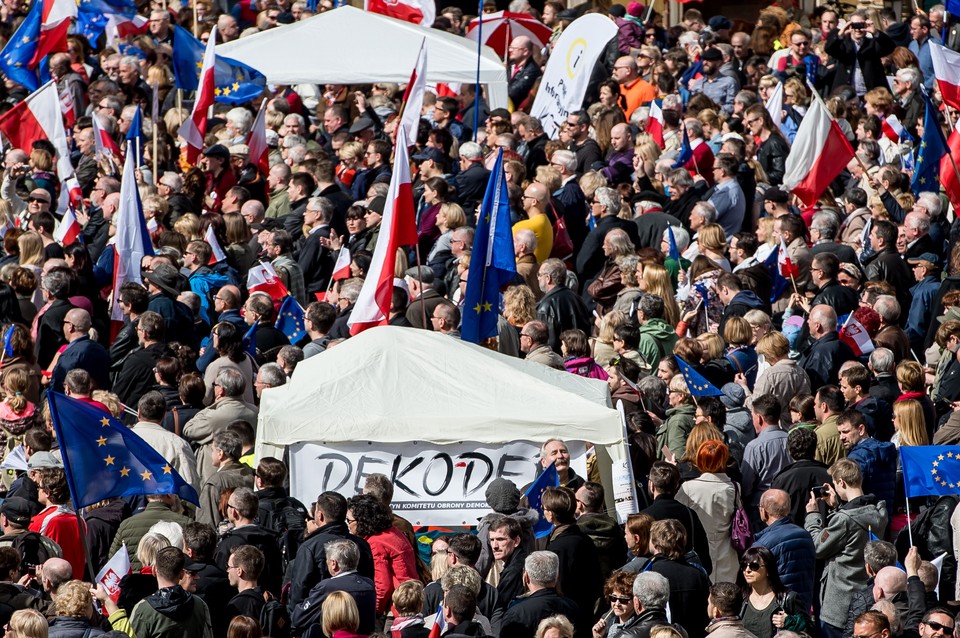 Marsz KOD "Obronimy Demokrację"