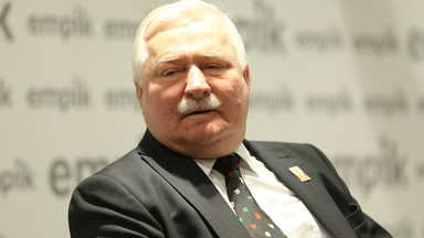 Lech Wałęsa trafił do szpitala. Pokazał zdjęcie