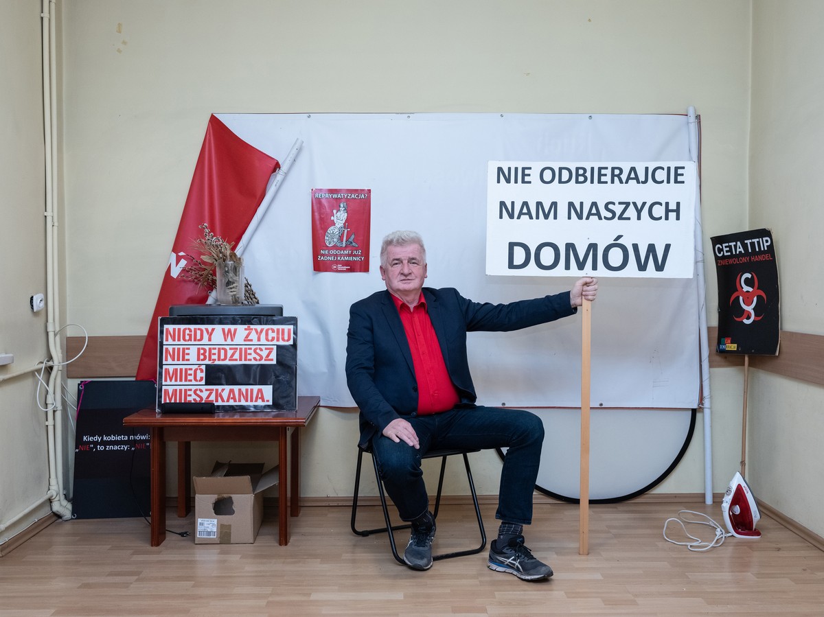 Piotr Ikonowicz - działacz społeczny, były poseł, założyciel Ruchu Sprawiedliwości Społecznej. Kandydat Lewicy na rzecznika praw obywatelskich