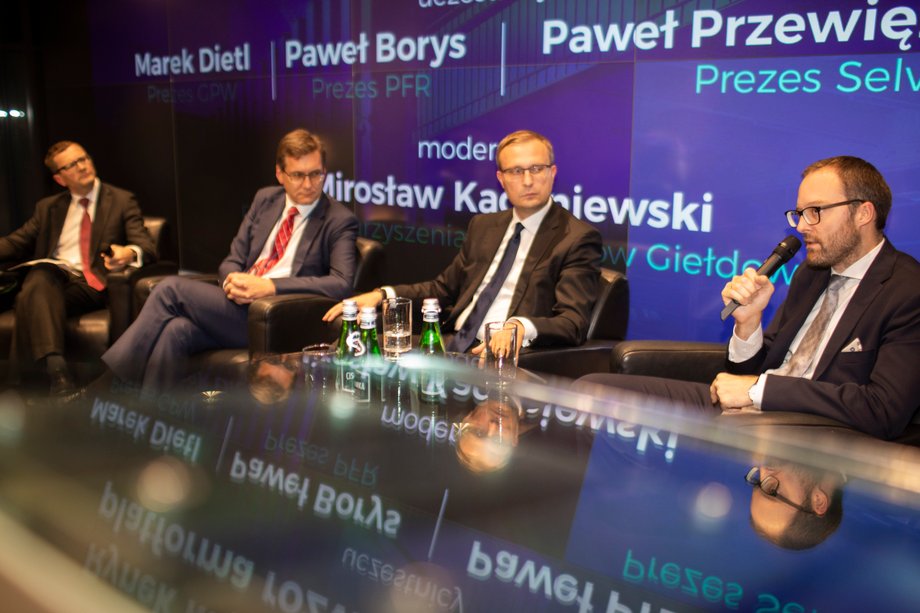 W trakcie panelu zorganizowanego z okazji 20-lecia Comarch na GPW, Prezes GWP Marek Dietl, Paweł Borys, prezes PFR oraz  Marek Przewięźlikowski, prezes  Selvita dyskutowali o roli rynku kapitałowego w rozwoju polskich firm