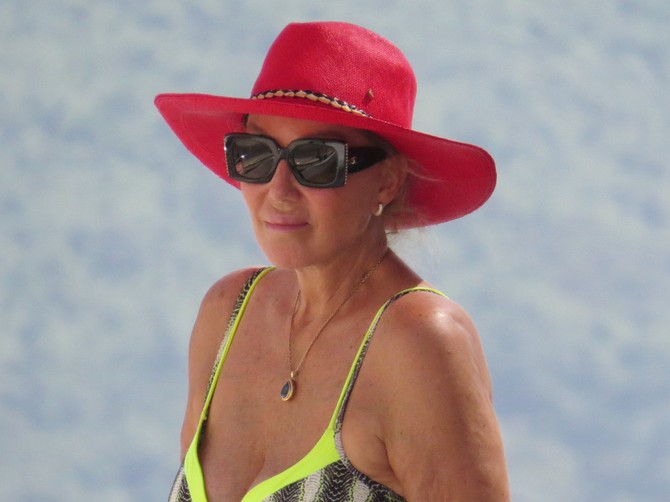 Lepa Brena