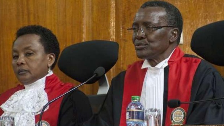 Chief Justice David Maraga (right) and DCJ Philomena Mwilu (left)