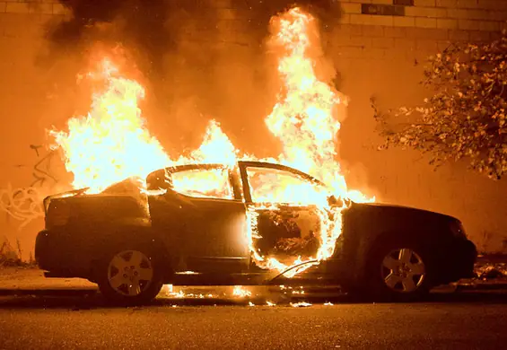 Nie wszystkim w Arabii Saudyjskiej podoba się fakt, że kobiety mogą prowadzić auto. Podpalenie i wyzwiska