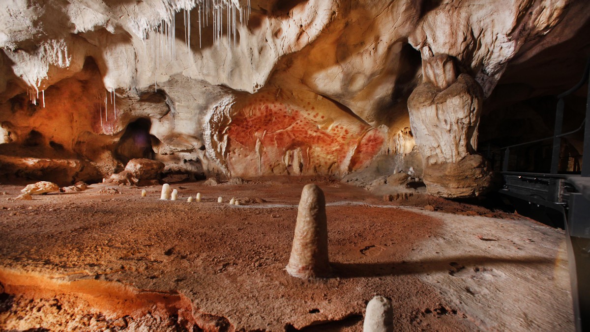 Replica Of The Chauvet Cave Prepares For Public Opening