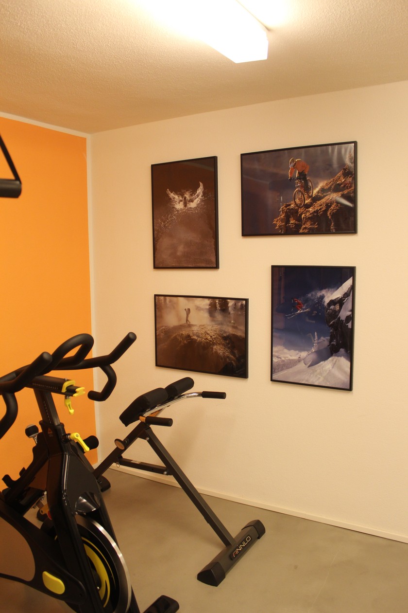 Im eigenen Fitnessraum halten sich die Wilmottes fit. 